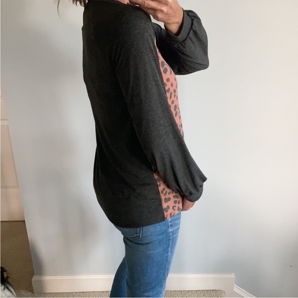 Animal Print, Long Sleeve Top - Picture 5 of 8